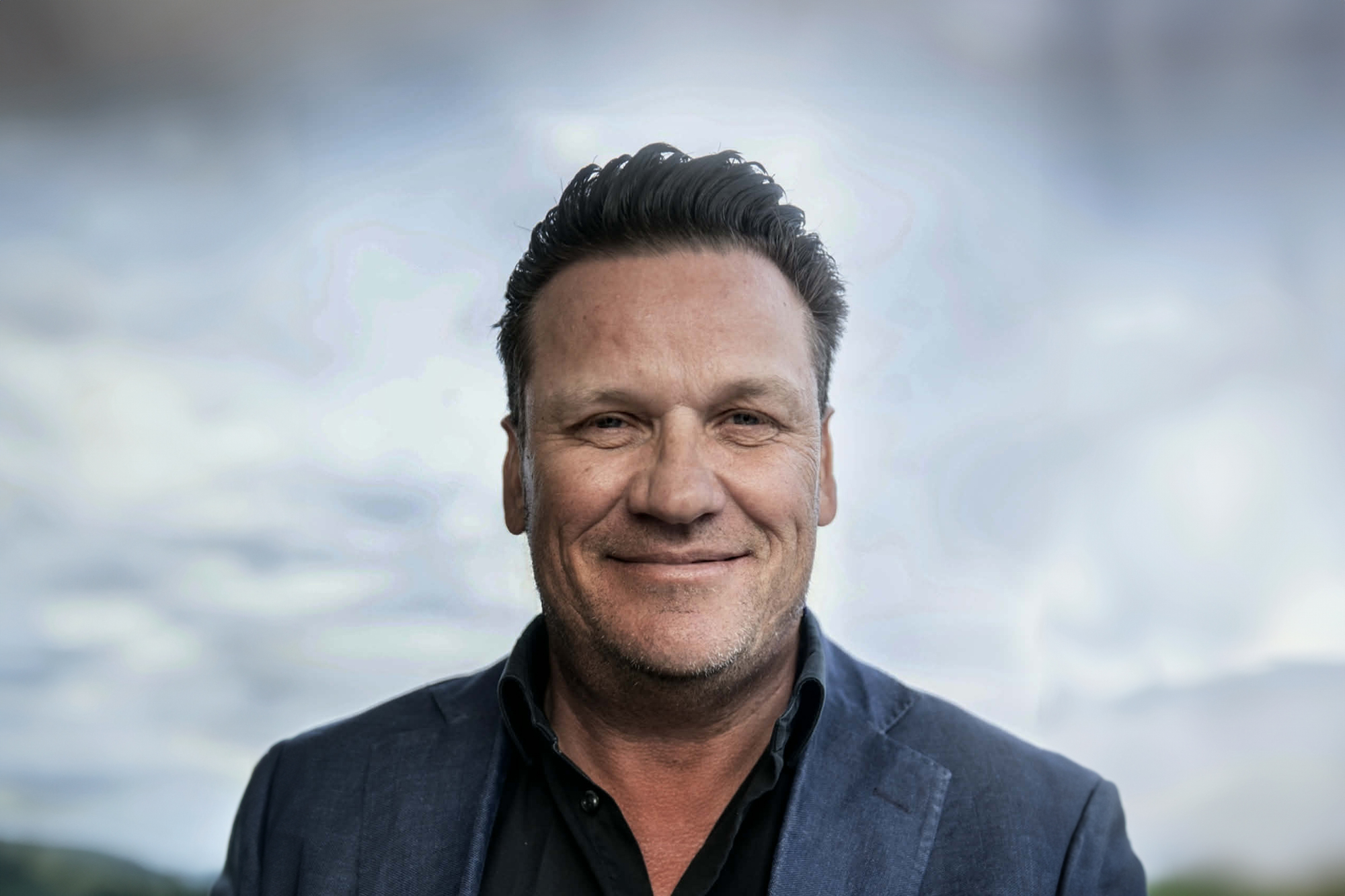 A golf ball rolling to the hole